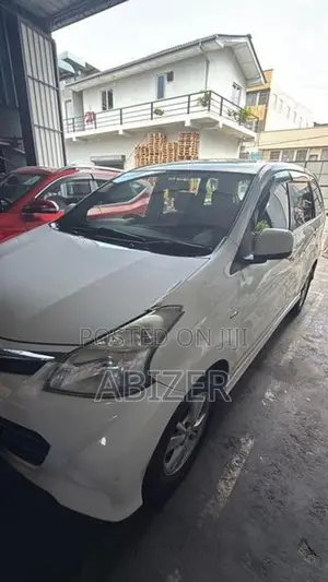 Toyota Avanza 2013