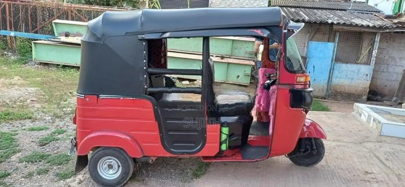Bajaj RE 4 Stroke 2016