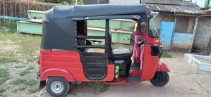 Bajaj RE 4 Stroke 2016
