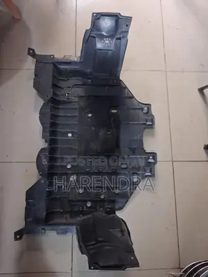 Honda Vezel Ru 3 under guard