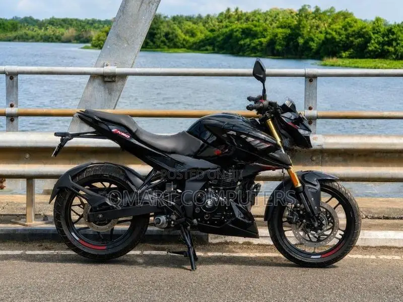Bajaj Pulsar N160 Premium 2025