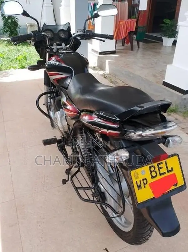 Bajaj Discover 125 2016