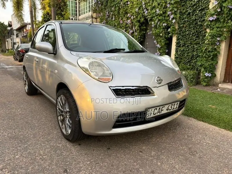Nissan March AK12 1300 2008