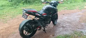 Bajaj Pulsar N160 2025