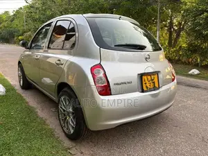 Nissan March AK12 1300 2008