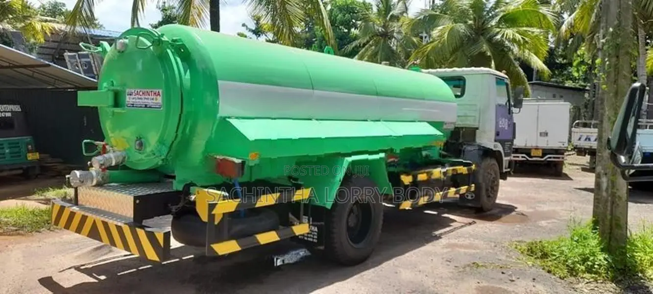 GULLY BOWSER TANK 8000L