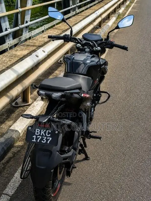 Bajaj Pulsar N160 Premium 2025