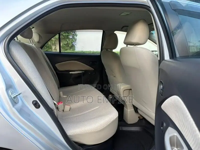 Toyota Belta 1300cc 2008