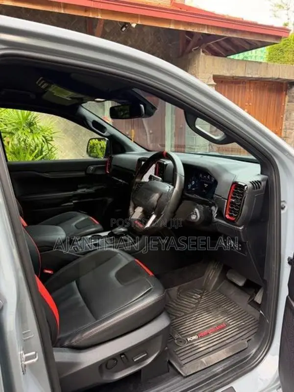 Ford Raptor Ranger Hamer modified 3L V6 2025