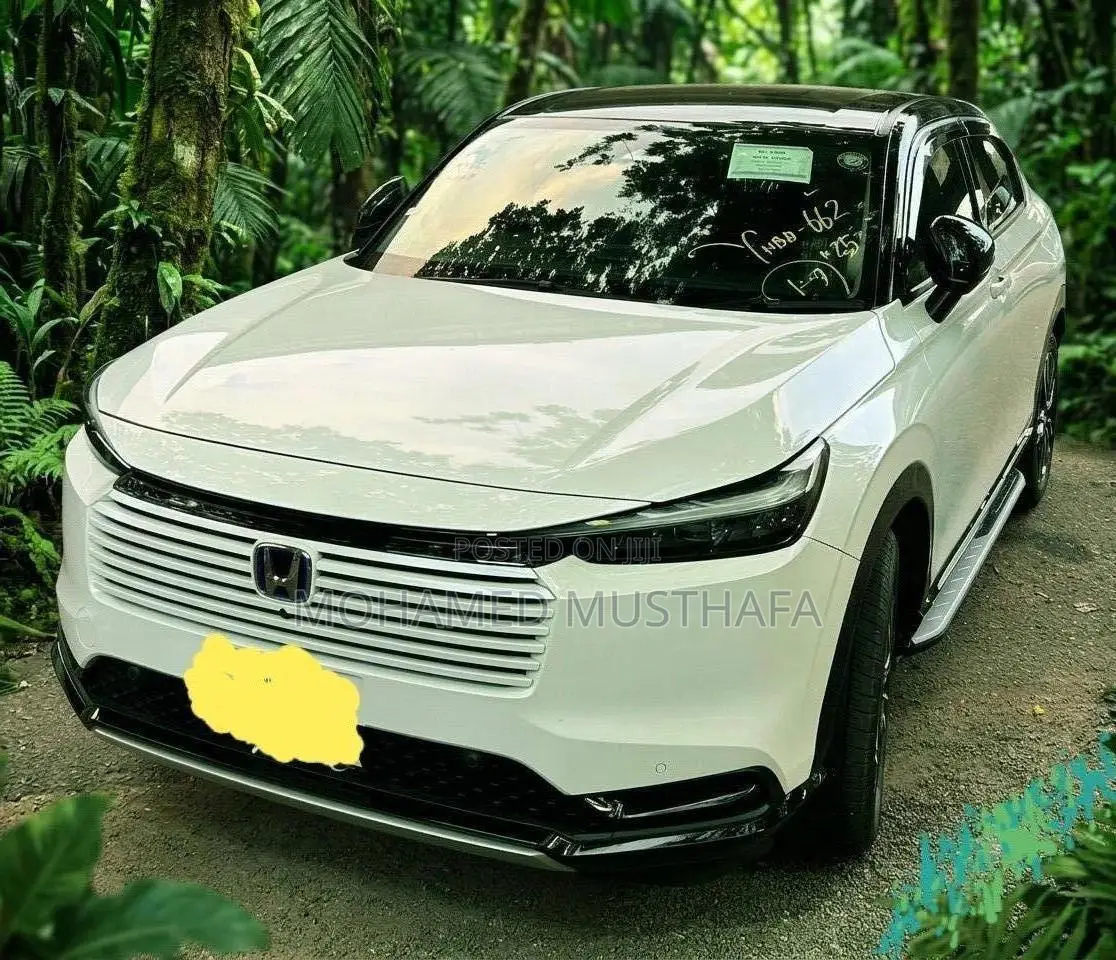 Honda Vezel 2025 White