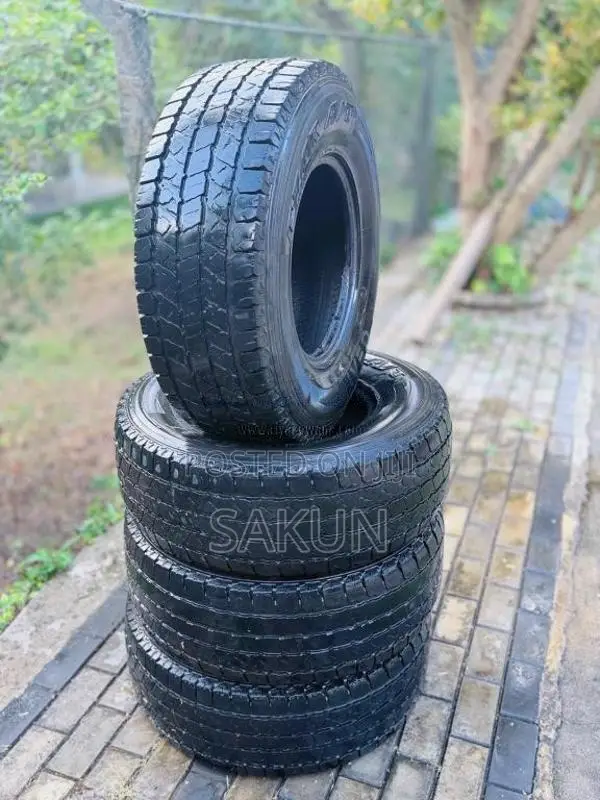 Tyres15 for Three Wheel