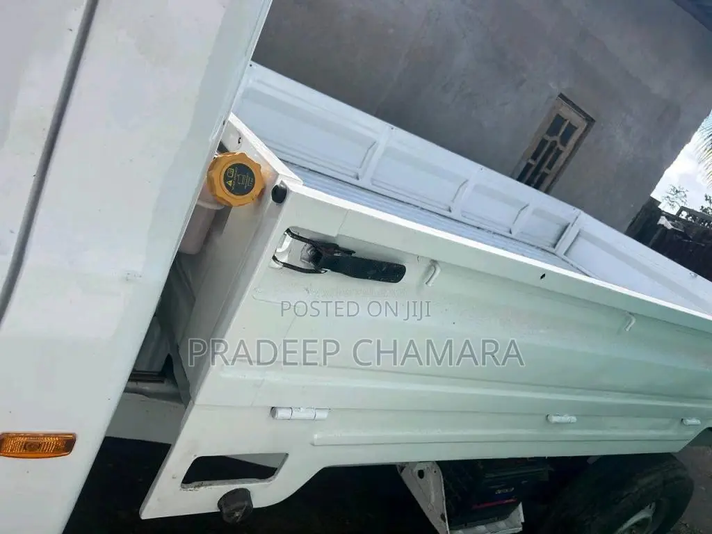 DimoLokkaThattuwa for Lorry