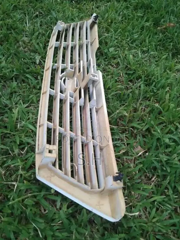 Genuine Japan Used Nissan FB14 Front Shell (Grill) for Car