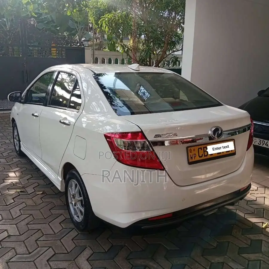 Perodua Bezza 2018 Car (Used)