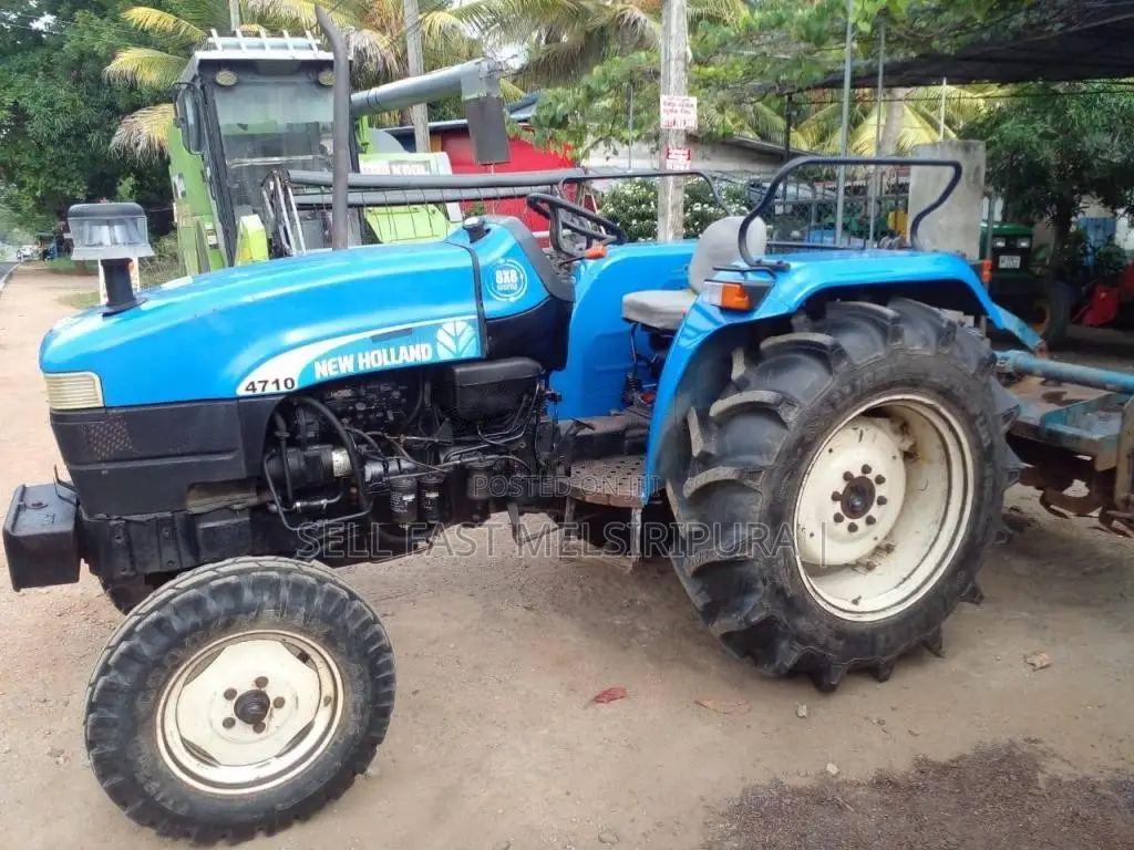 New-Holland 4710 8x8 2017 Tractor (Used)