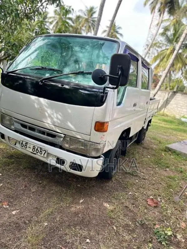 Toyota CrewCab 1985 Crew Cab (Used)