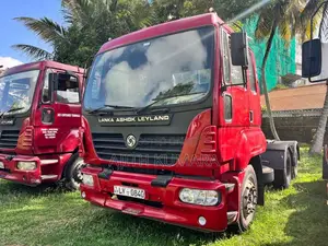 Ashok-Leyland Prime Mover 2010 Heavy-Duty (Used)