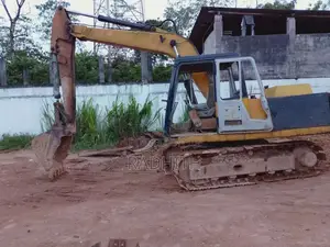 Kobelco 04 2003 Heavy-Duty (Used)