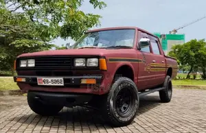 Nissan Double Cab 4x4 1982 Pickup (Used)