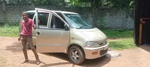 Nissan Serena 1993 Van (Used)