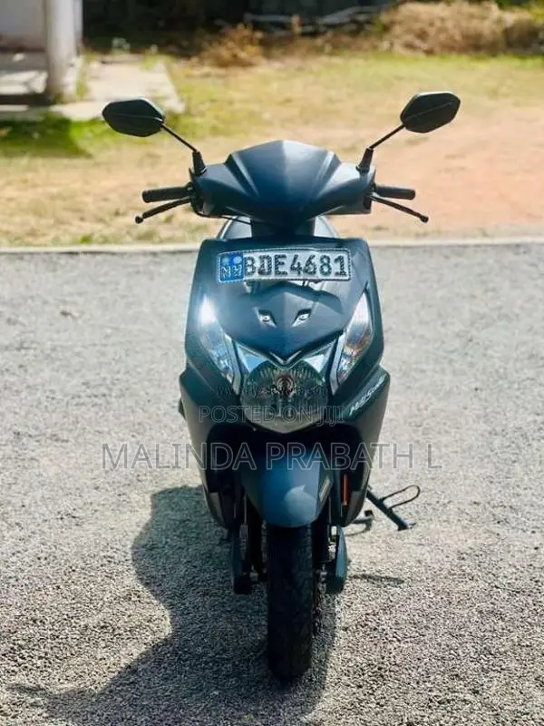 Honda Dio 2015 Motorbike (Used)