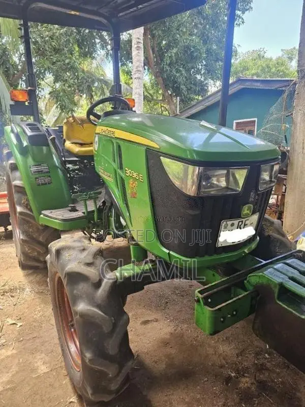 John-Deere 3036E 2017 Tractor (Used)