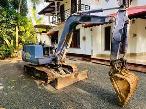 Mitsubishi Mm 35B 2020 Heavy-Duty (Used)