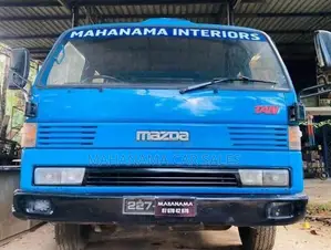 Mazda Titan 1994 Crew Cab (Used)