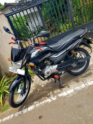 Bajaj Platina 100 2017 Motorbike (Used)