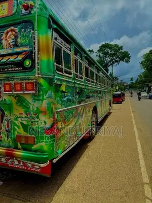 Ashok-Leyland Viking 2010 Bus (Used)