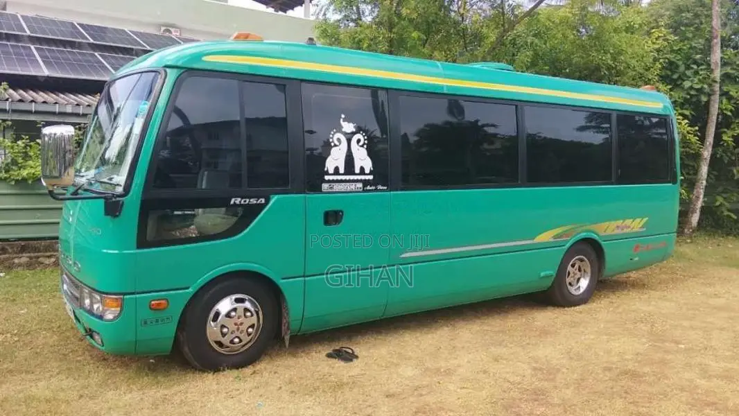 Mitsubishi Rosa 2012 Bus (Used)