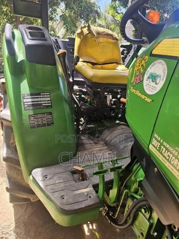 John-Deere 3036E 2017 Tractor (Used)