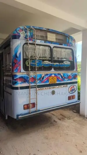 Ashok-Leyland Viking 2011 Bus (Used)