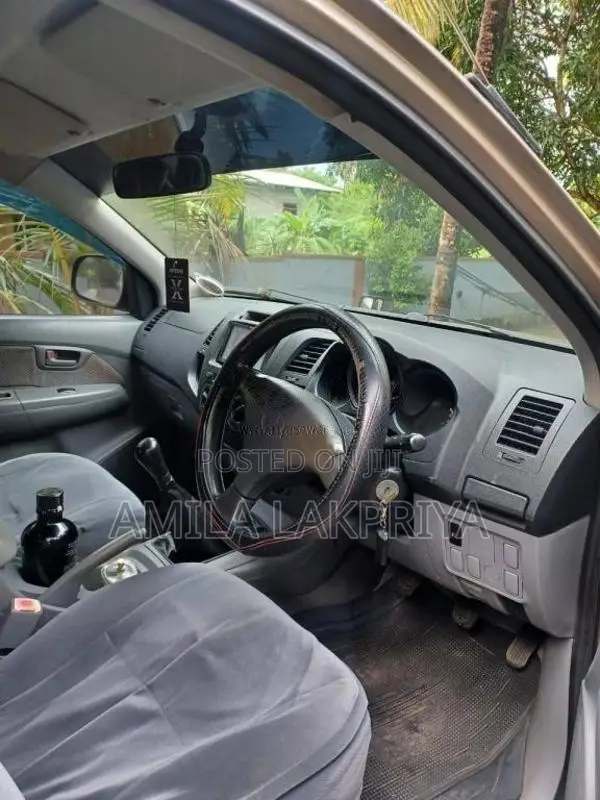Toyota Hilux 2007 Pickup (Used)