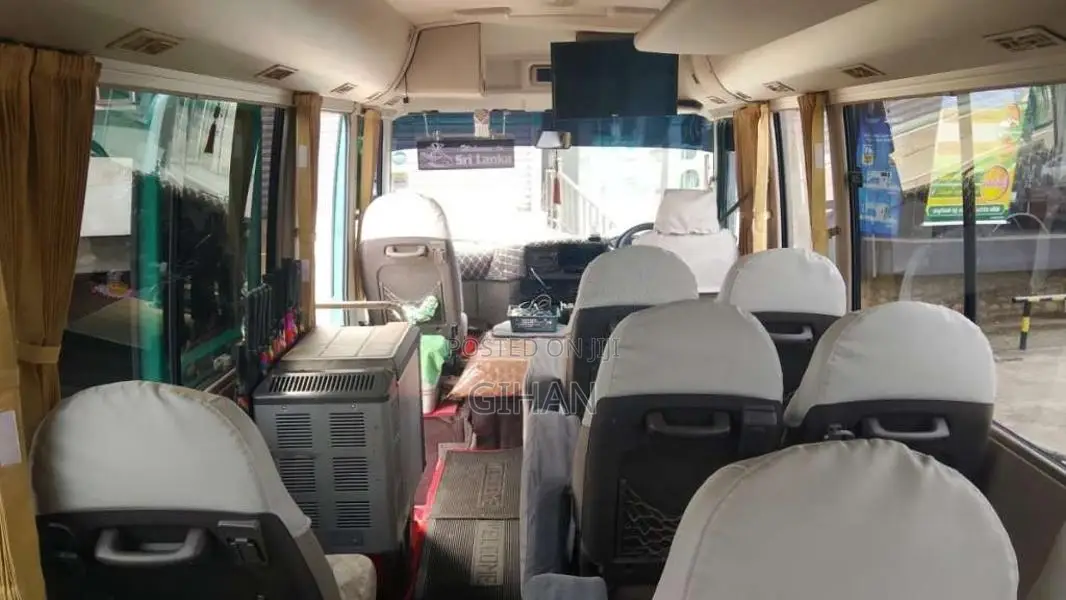 Mitsubishi Rosa 2012 Bus (Used)