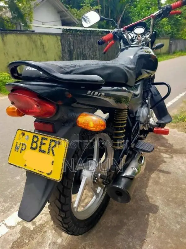 Bajaj Platina 100 2017 Motorbike (Used)