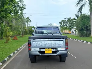 Toyota Hilux LN166 4WD 2002 Pickup (Used)