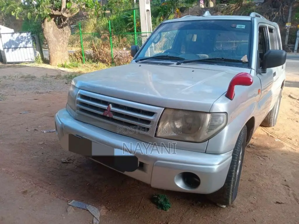Mitsubishi Pajero 2002 SUV (Used)