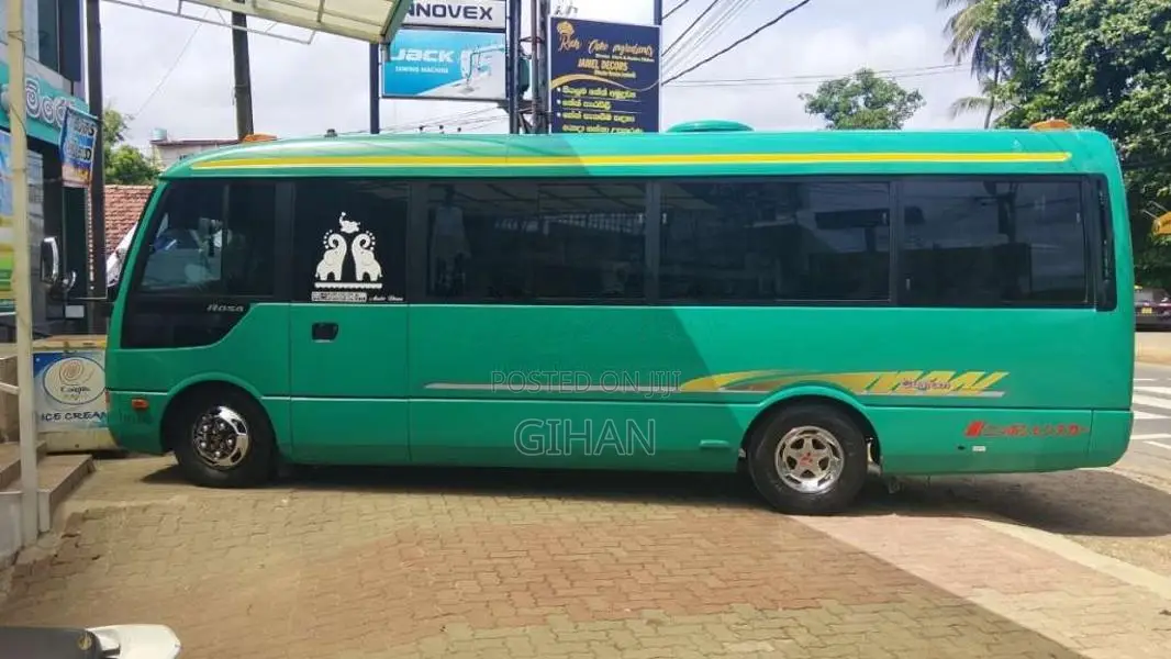 Mitsubishi Rosa 2012 Bus (Used)
