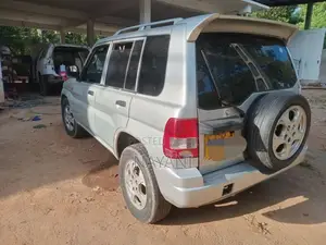 Mitsubishi Pajero 2002 SUV (Used)