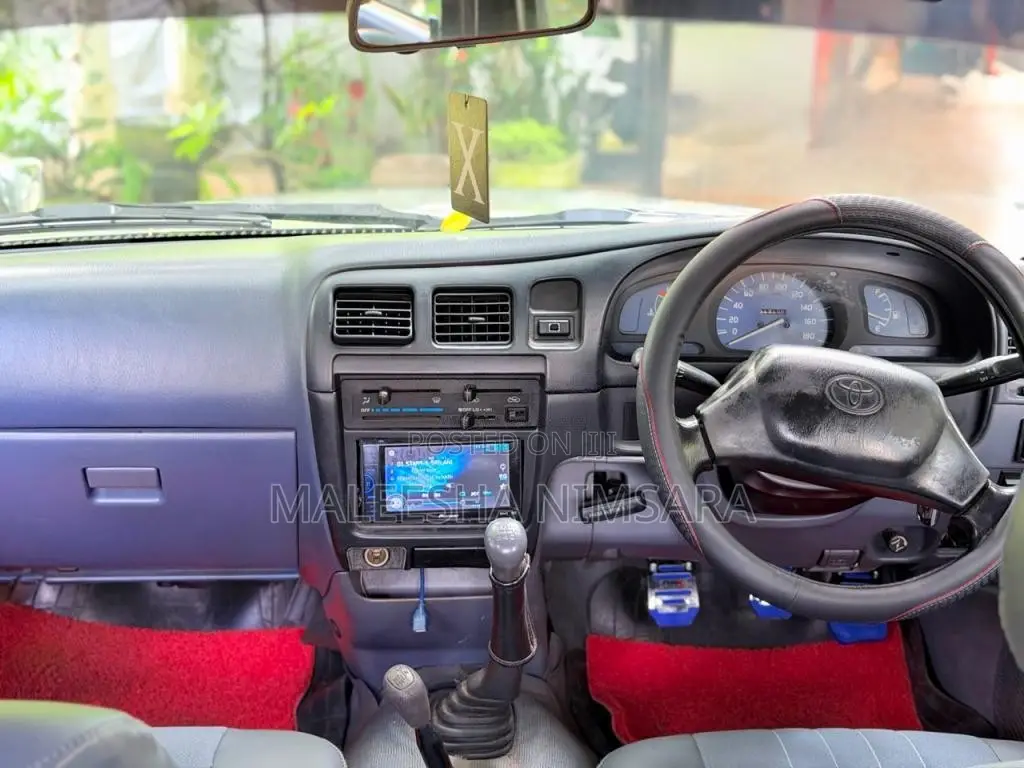 Toyota Hilux LN166 4WD 2002 Pickup (Used)