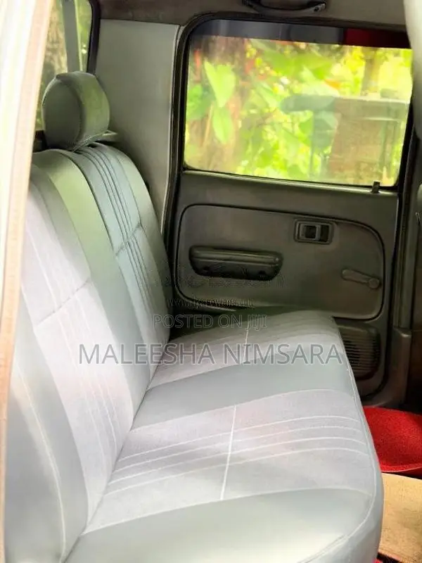 Toyota Hilux LN166 4WD 2002 Pickup (Used)