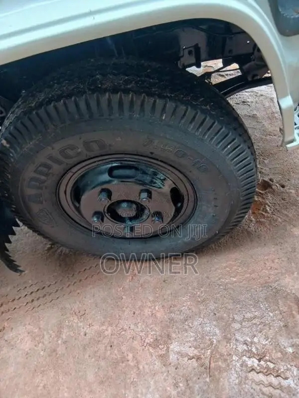 Isuzu ELF 350 1994 Lorry (Used)
