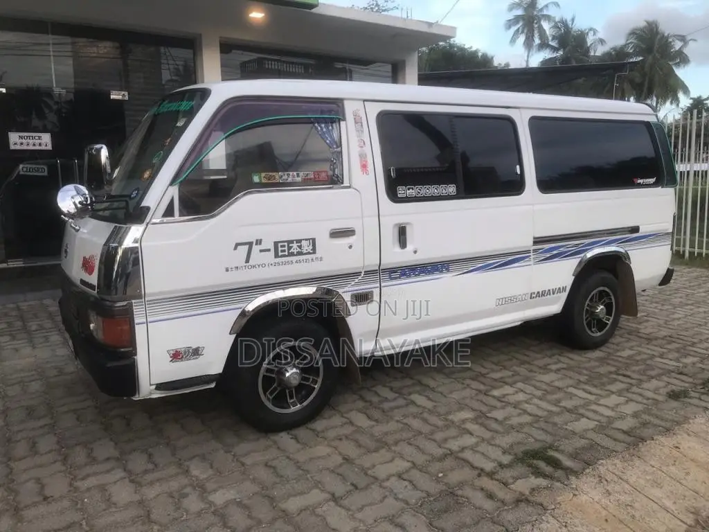 Nissan Caravan 1993 Van (Used)