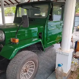 Mitsubishi 4DR5 LONG WHEEL BASE 1982 SUV (Used)