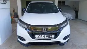 Honda Vezel RS 2018 SUV (Used)