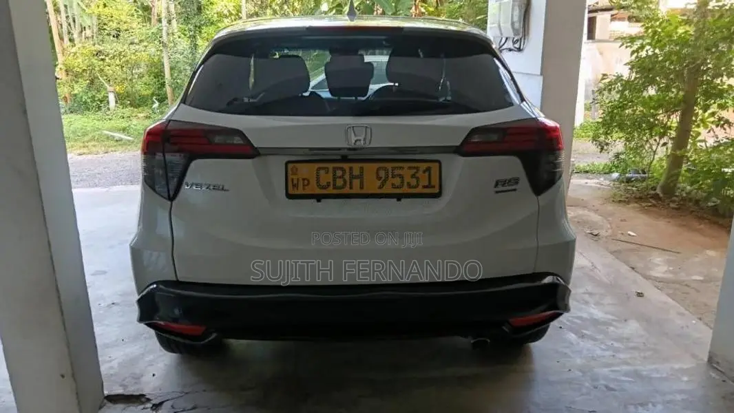 Honda Vezel RS 2018 SUV (Used)