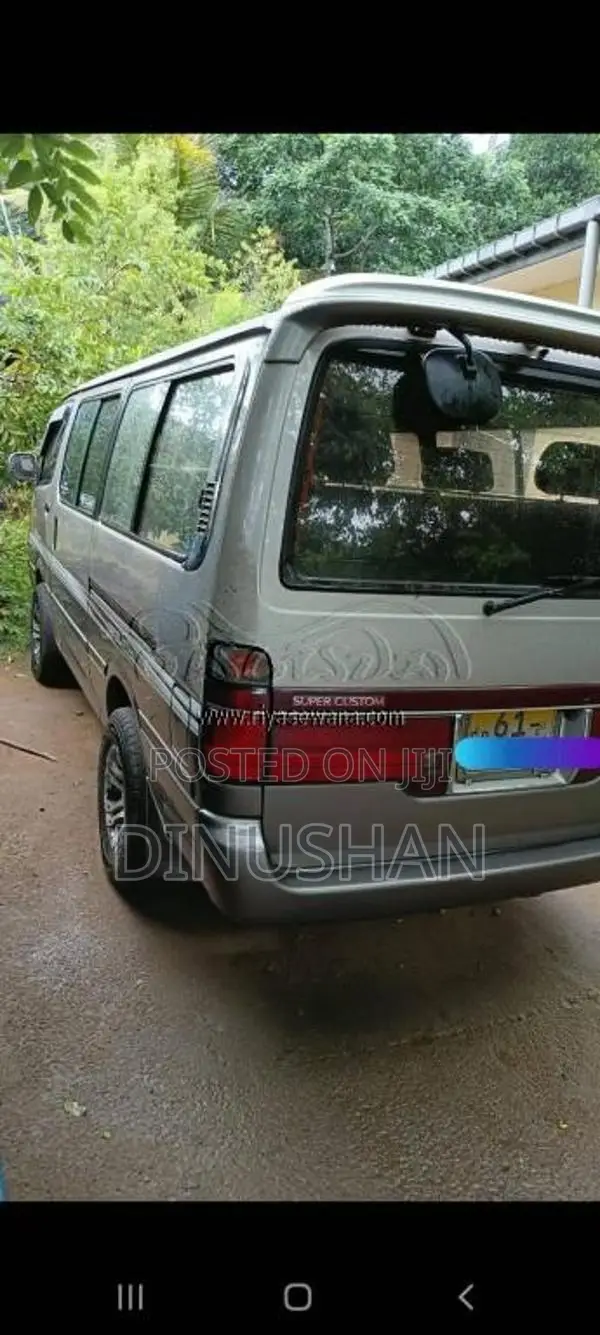 Toyota DOLPHIN LH114 1992 Van (Used)