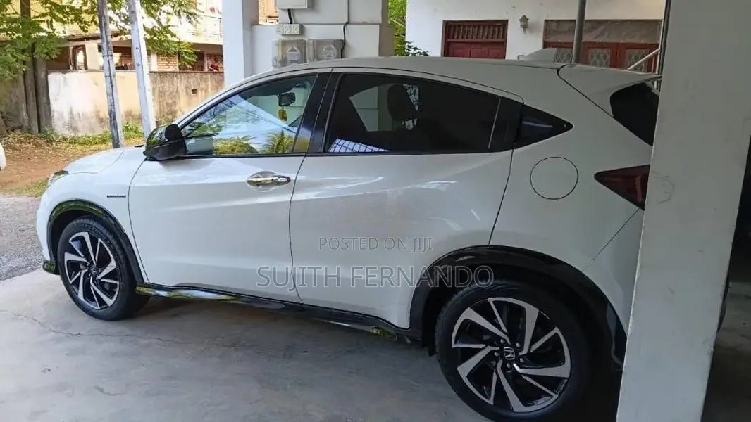 Honda Vezel RS 2018 SUV (Used)