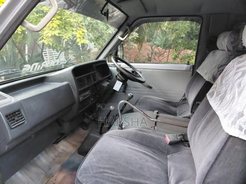 Nissan Vanette 1998 Van (Used)